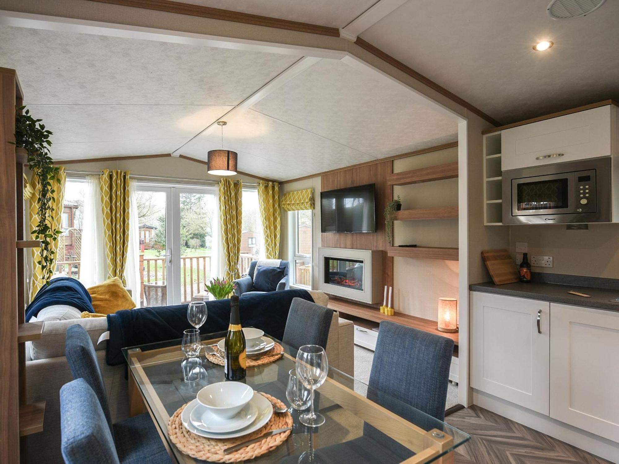 Hyssington Marlow Lodge מראה חיצוני תמונה
