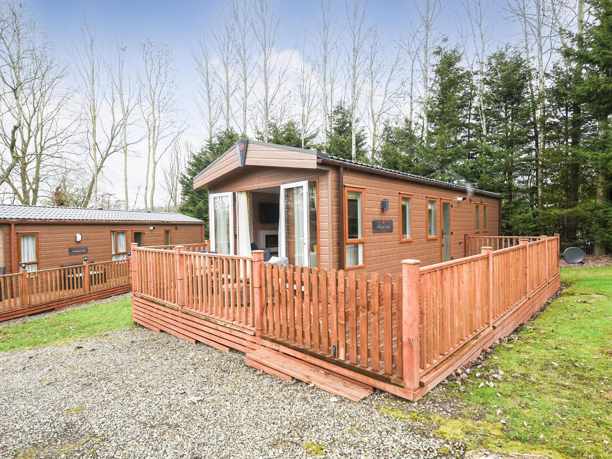 Hyssington Marlow Lodge מראה חיצוני תמונה